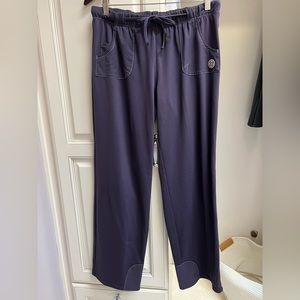 New Balance Soft Sweatpants Women’s Medium Eggplant Purple